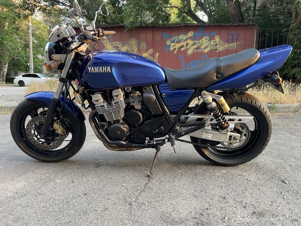 Yamaha XJR/R 1995