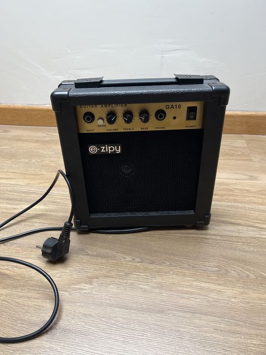 Amplificador de guitarra como novo