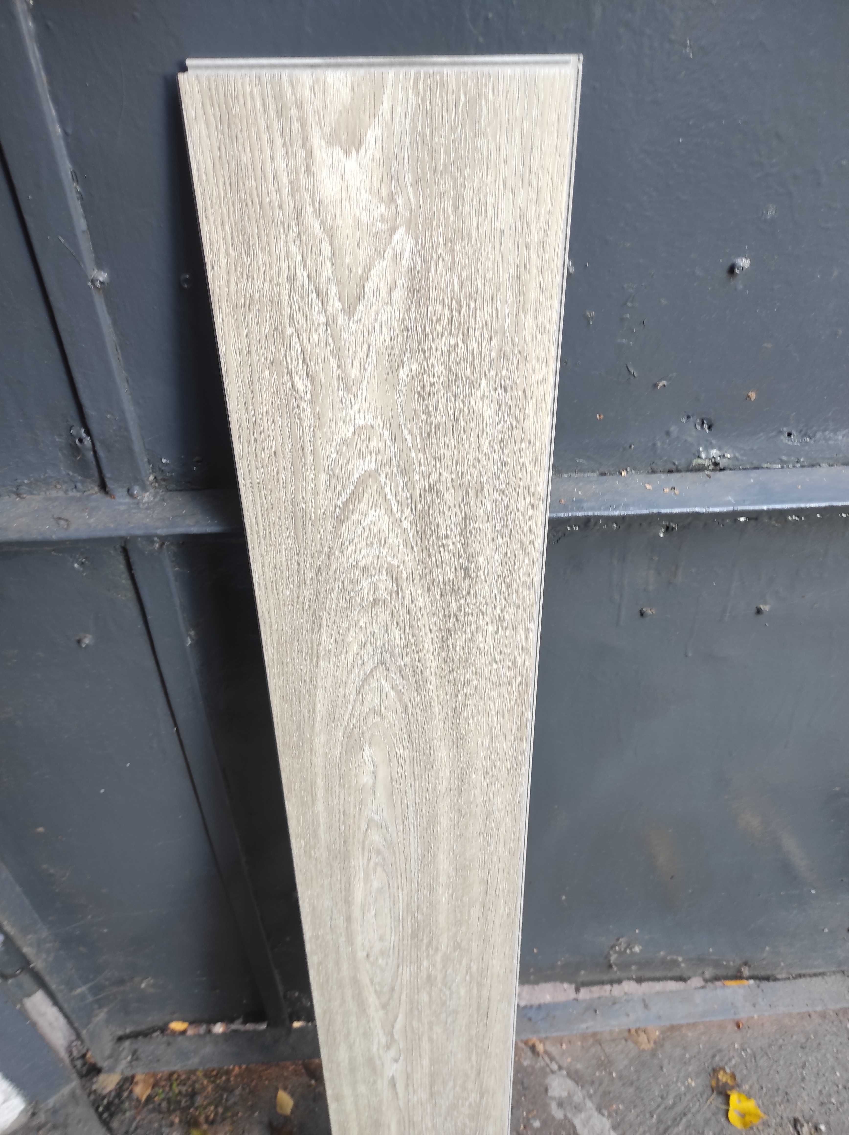 Panele winylowe Tarket 6,5 mm.