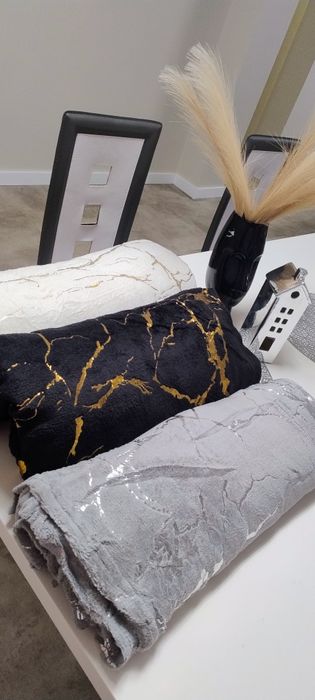 Koc 200/220 z marmurkiem Nowe