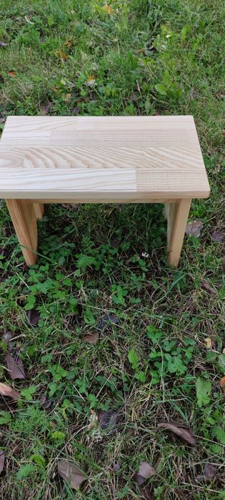 Стільчик садовий