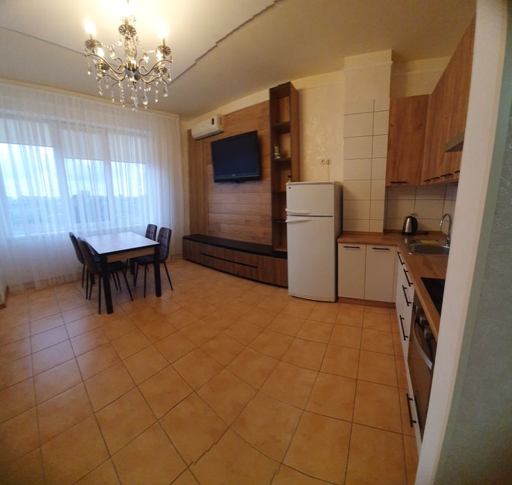 От хозяина Новый привоз кухня студия и отдельно спальня без комиссии