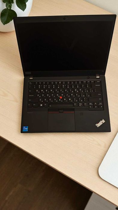 Ноутбук Lenovo ThinkPad T14 Gen 2 i5-1135G7/14IPS/24Gb/256SSD