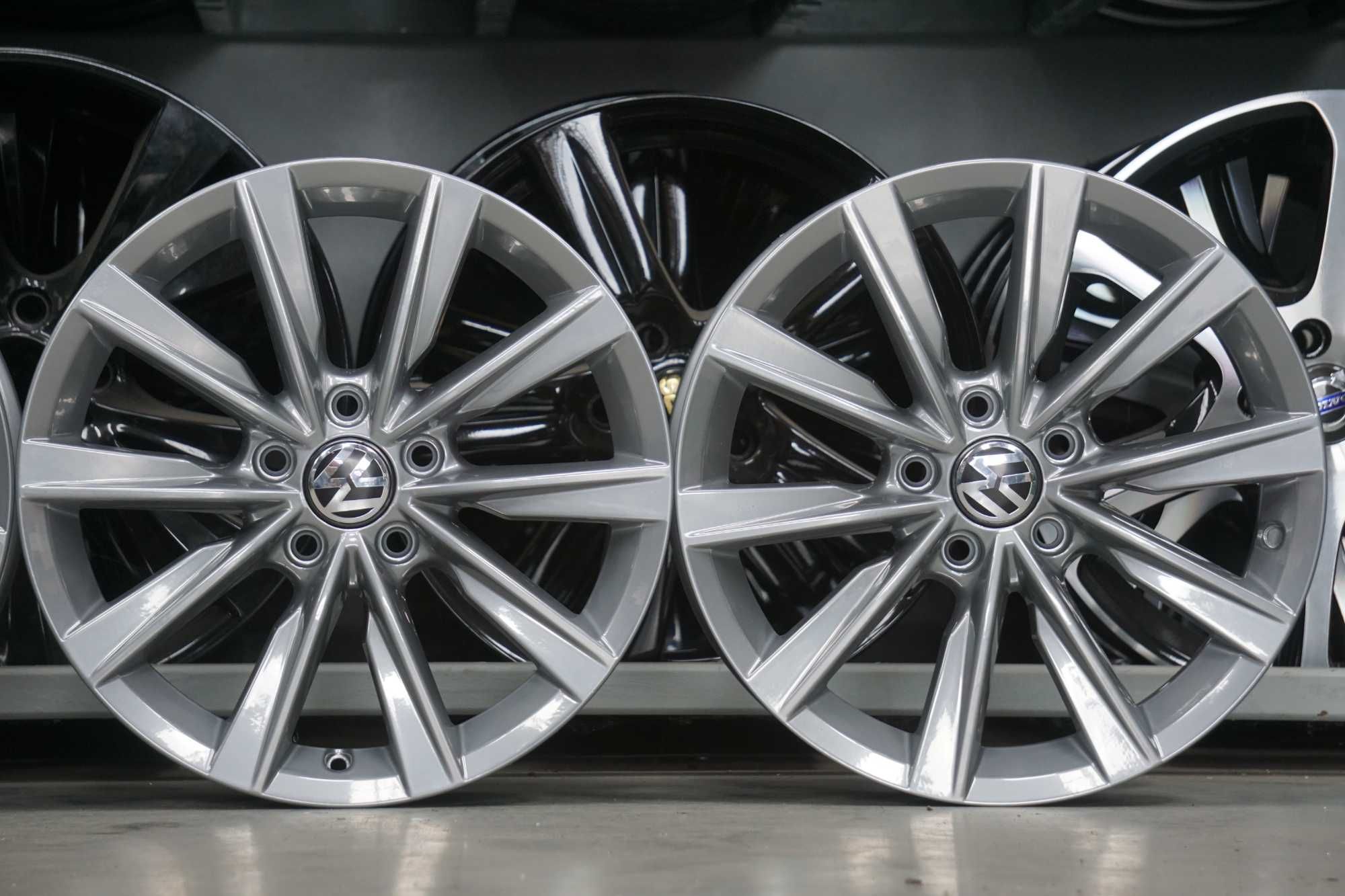 Alufelgi oryginał VW 5N0 5x112 7Jx17 et43 cb57,1mm efekt Vicrom