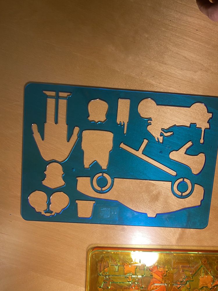 12 esquadros com diversos motivos