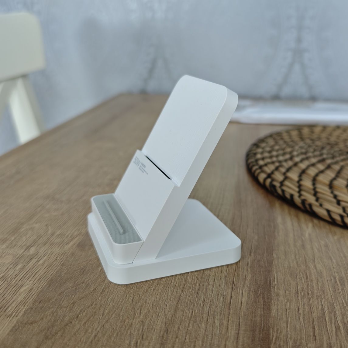 Xiaomi 50W Wireless Charging Stand Pro ładowarka bezprzewodowa