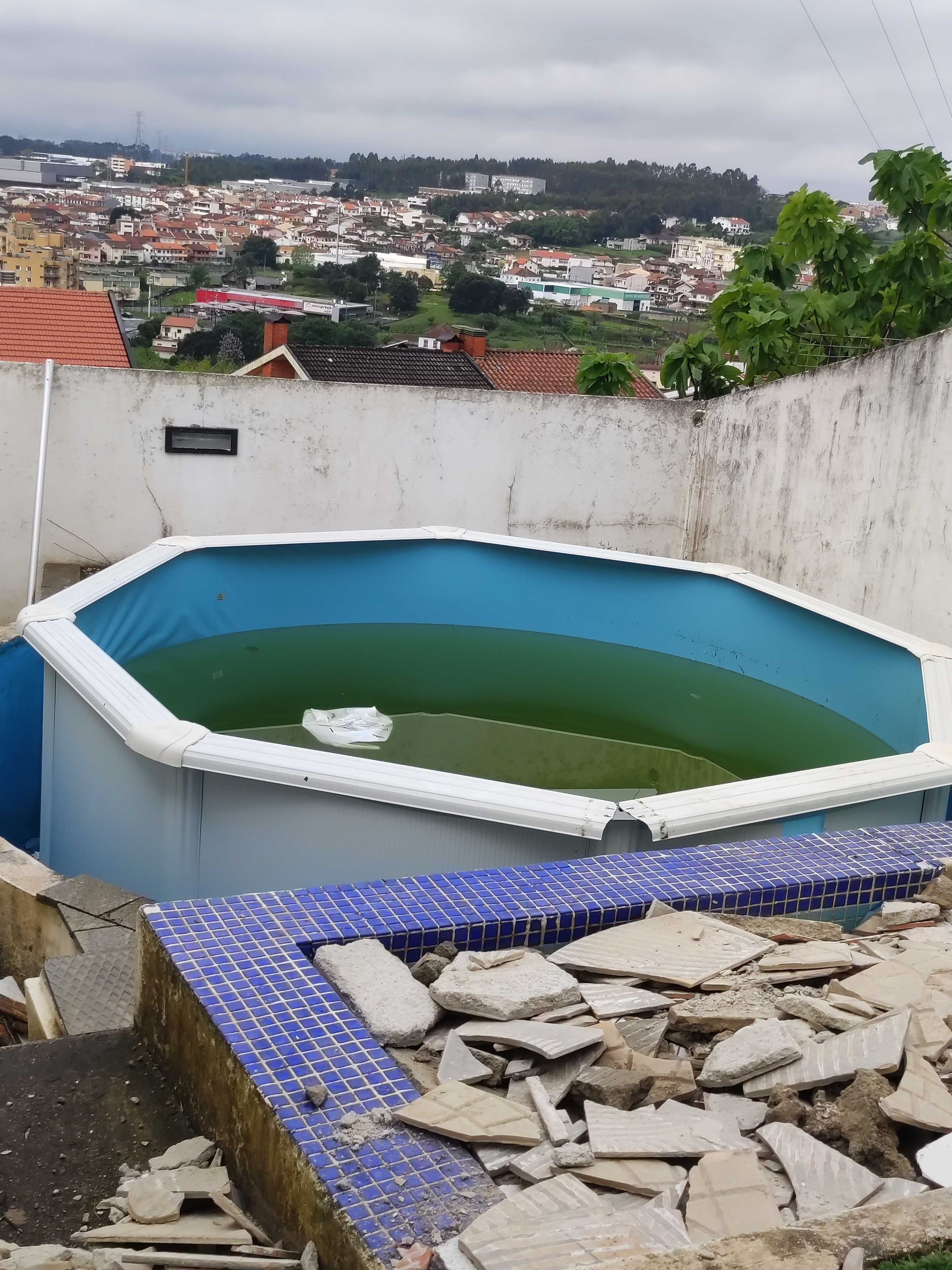 Piscina Redonda Semi nova