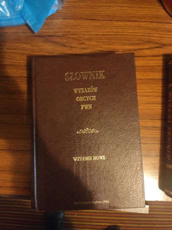 Książki 1995 r. Wielki sennik, słownik wyrazów obcych