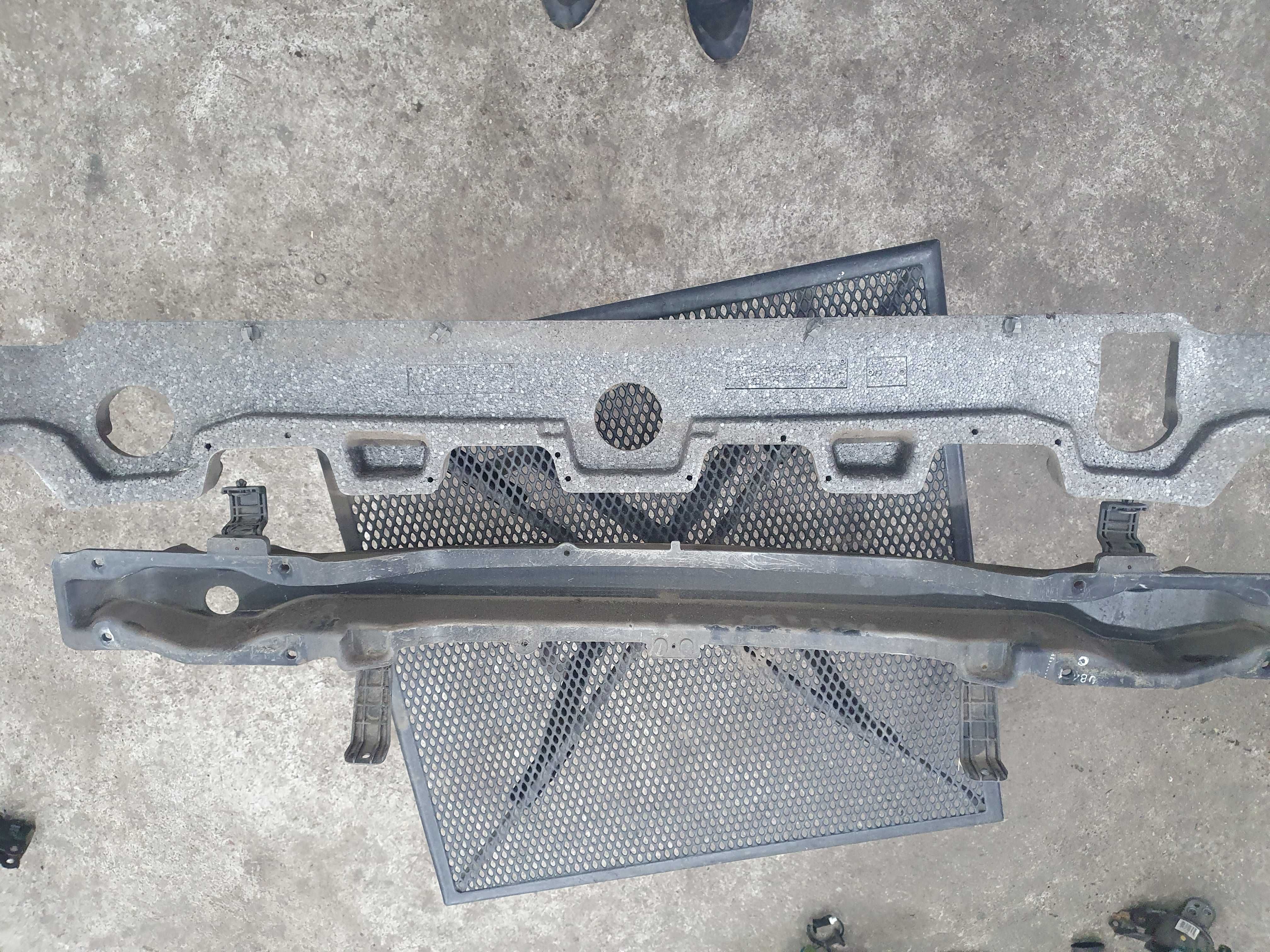 Belka pod zderzak tył tylny absorber Hyundai i30 cw kombi 2008 r kpl