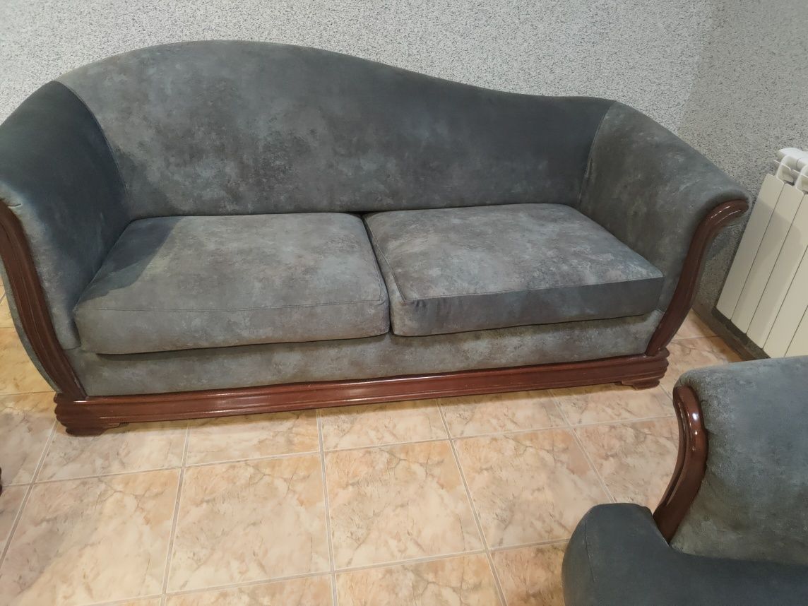 Stylowa sofa z 2 fotelami
