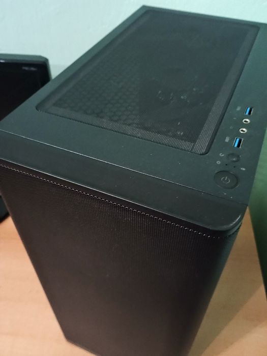 Komputer stacjonarny