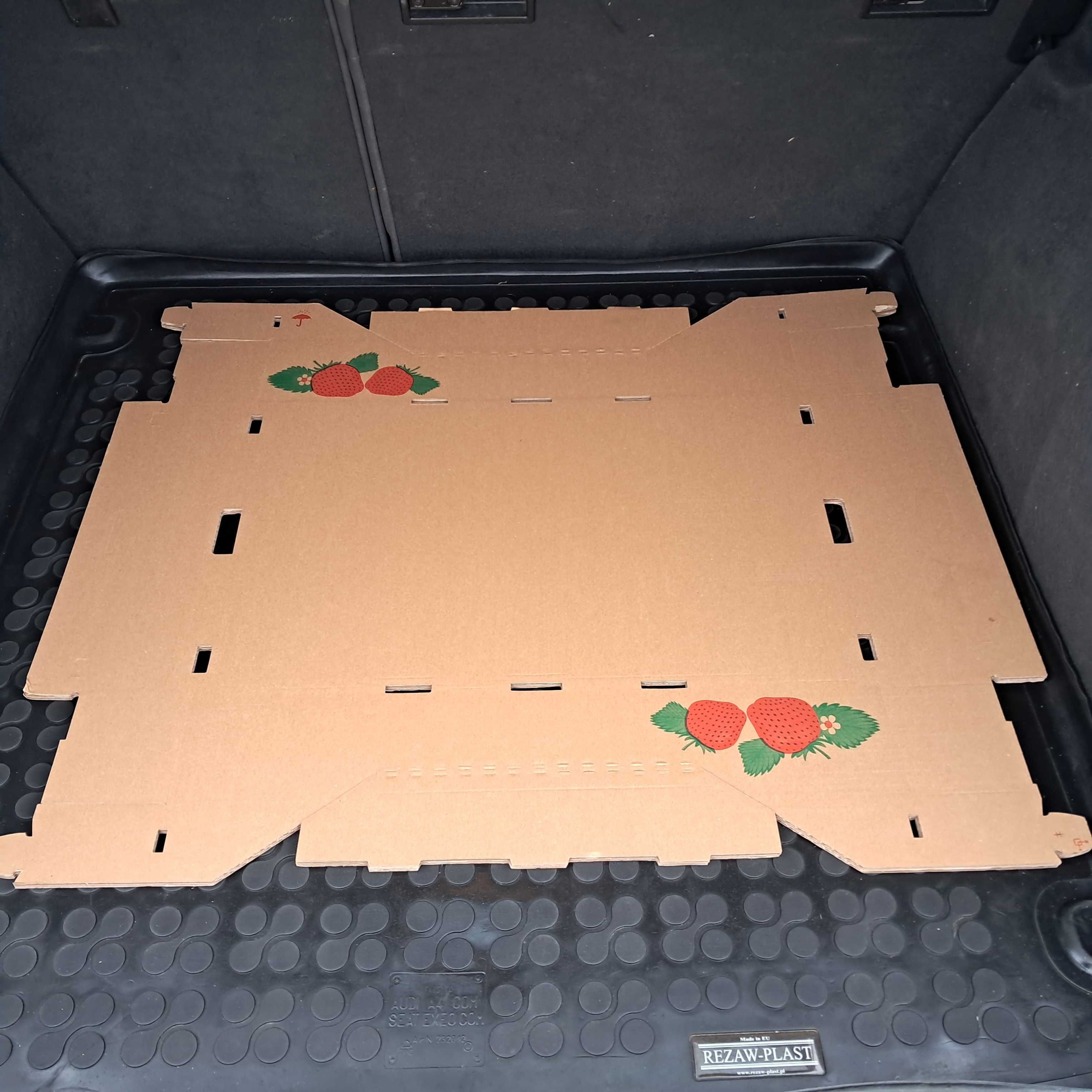Коробка для ягід, фруктів, овочів - 575 × 370 × 94 / об'єм 5 кг