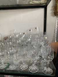 Cálices em cristal lapidados todos diferentes para colecionadores