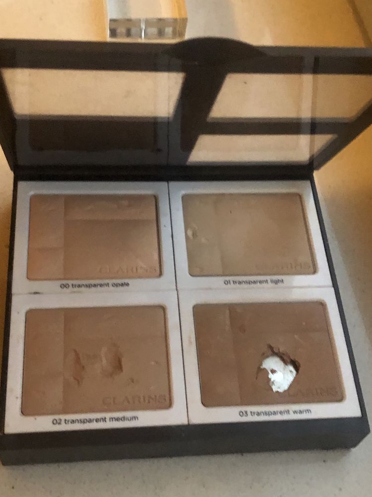 4 x puder Clarins do twarzy Ever Matte Mineral Powder