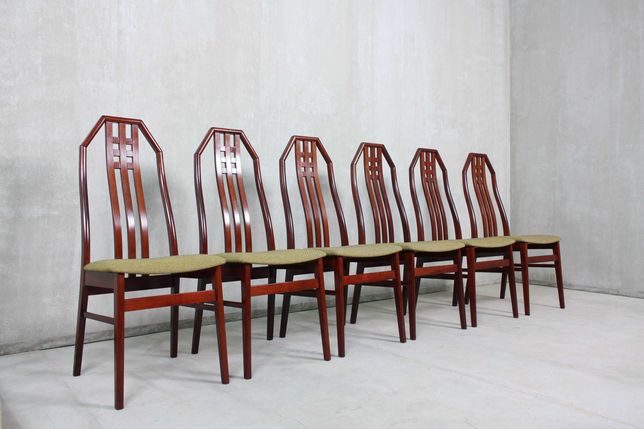 Conjunto de 8 cadeiras em Pau santo, anos 60