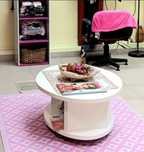Mesa branca c / rodas  sala,cabeleireiro ,barbearia  estética comércio
