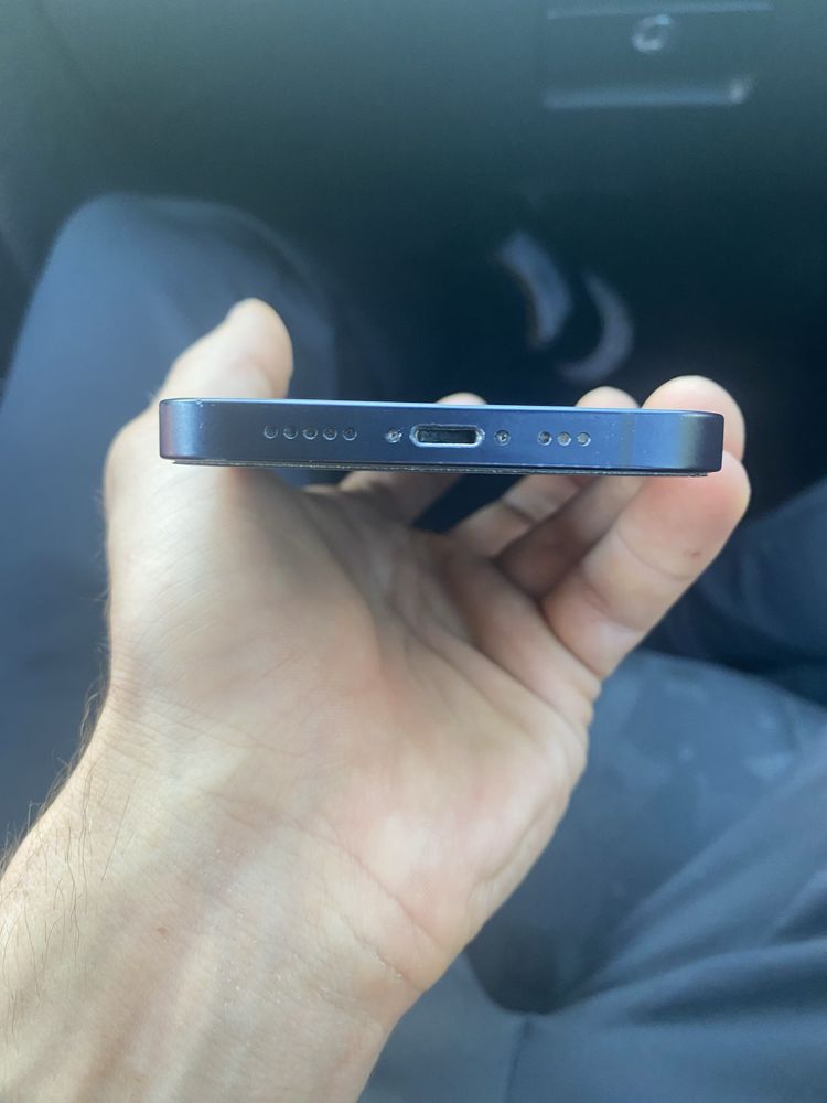 Iphone 12  на 64