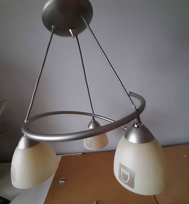 Lampa żyrandol .