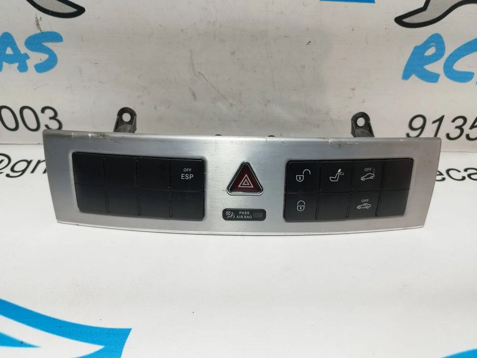 BOTÃO 4 PISCAS ESP CONTROL AQUECIMENTO DE BANCOS TRANCAR PORTAS  MERCEDES CLASS C W203  A2038701810