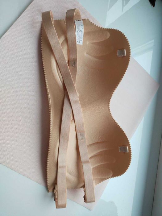 Бюст погруддя бежевий під сукню з відкритим верхом з 2 видами бретелей