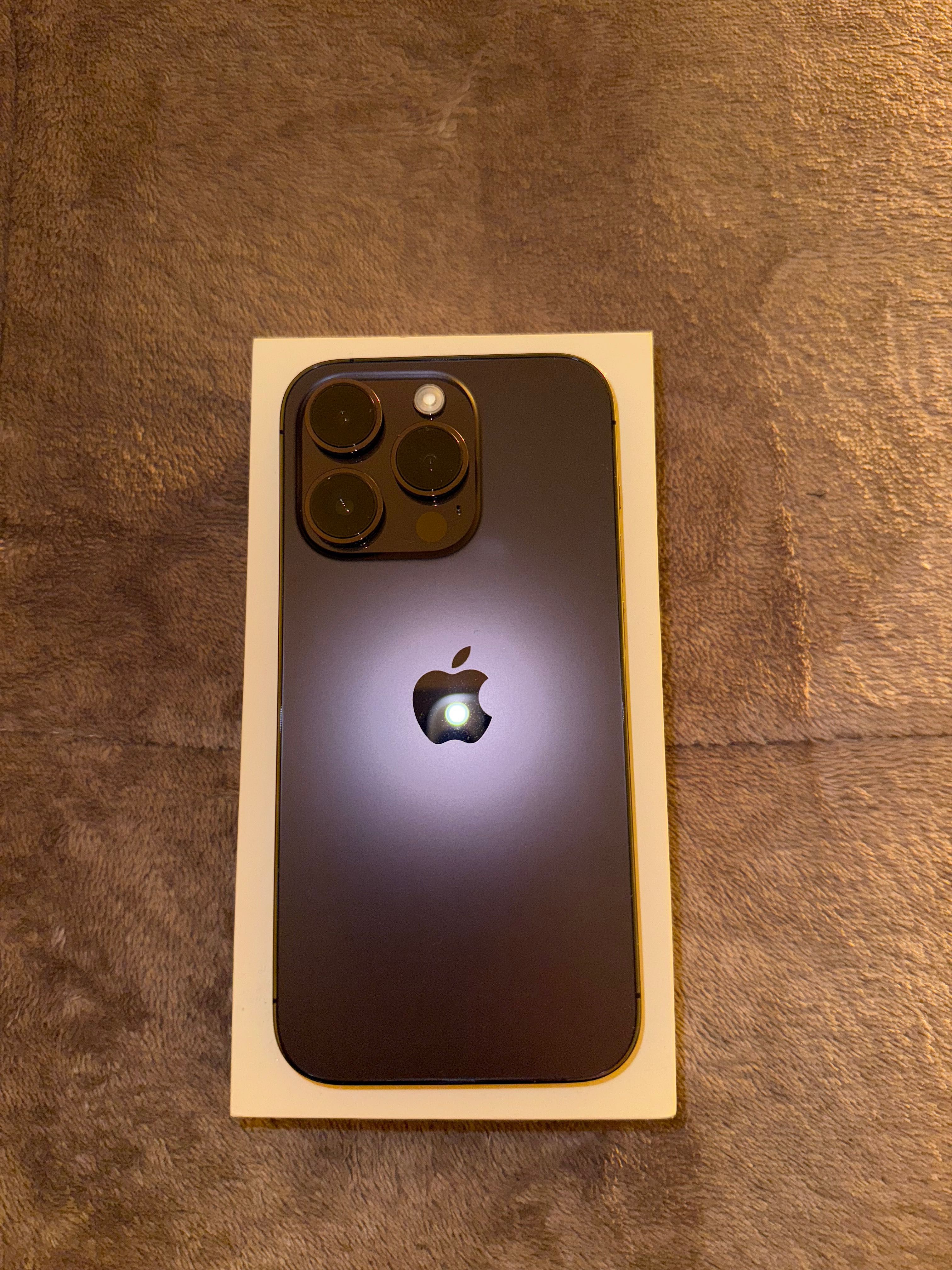 iPhone 14 Pro Roxo