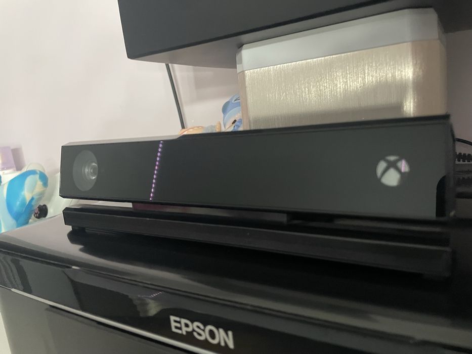 Konsola XBOX One S + kinect
