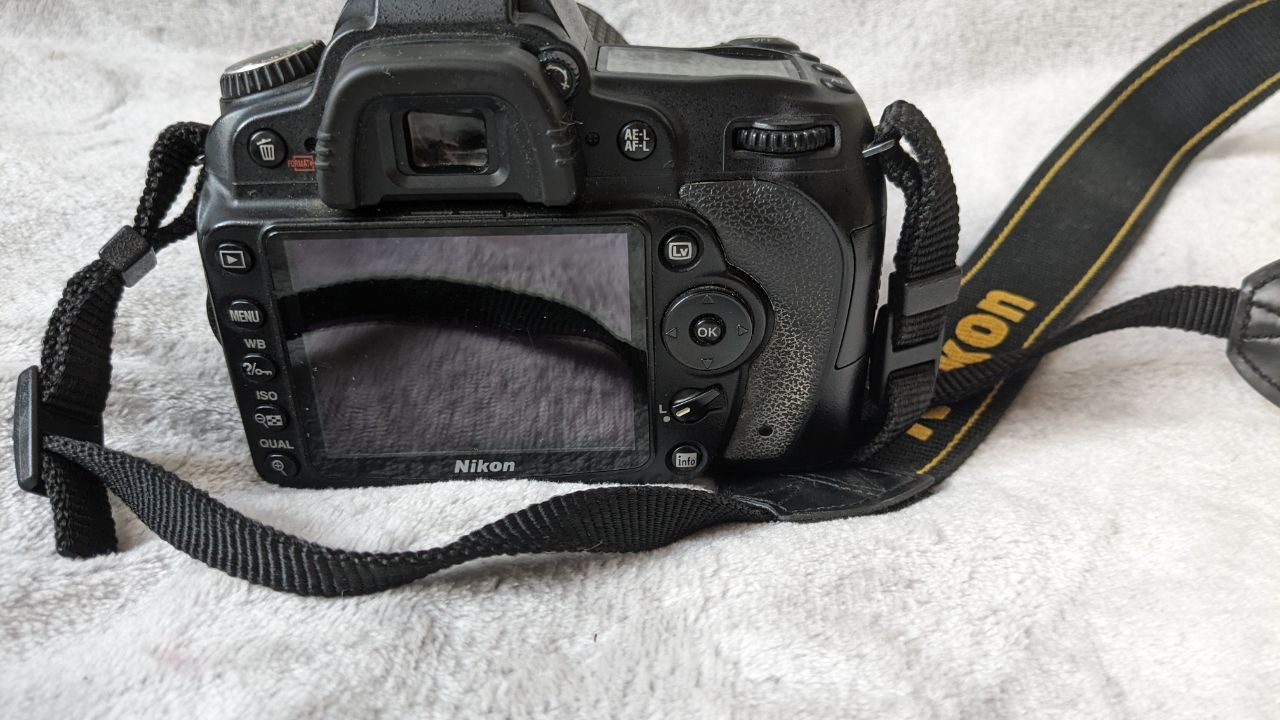 Цифровий фотоапарат Nikon D90 - повний комплект