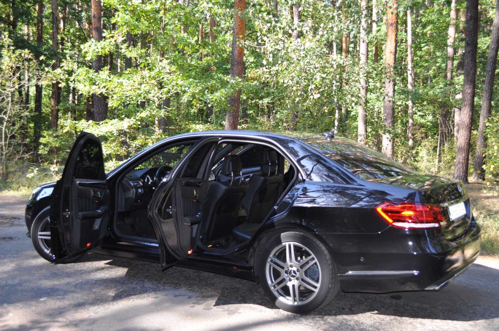 Mercedes-Benz E-Class W212 E220