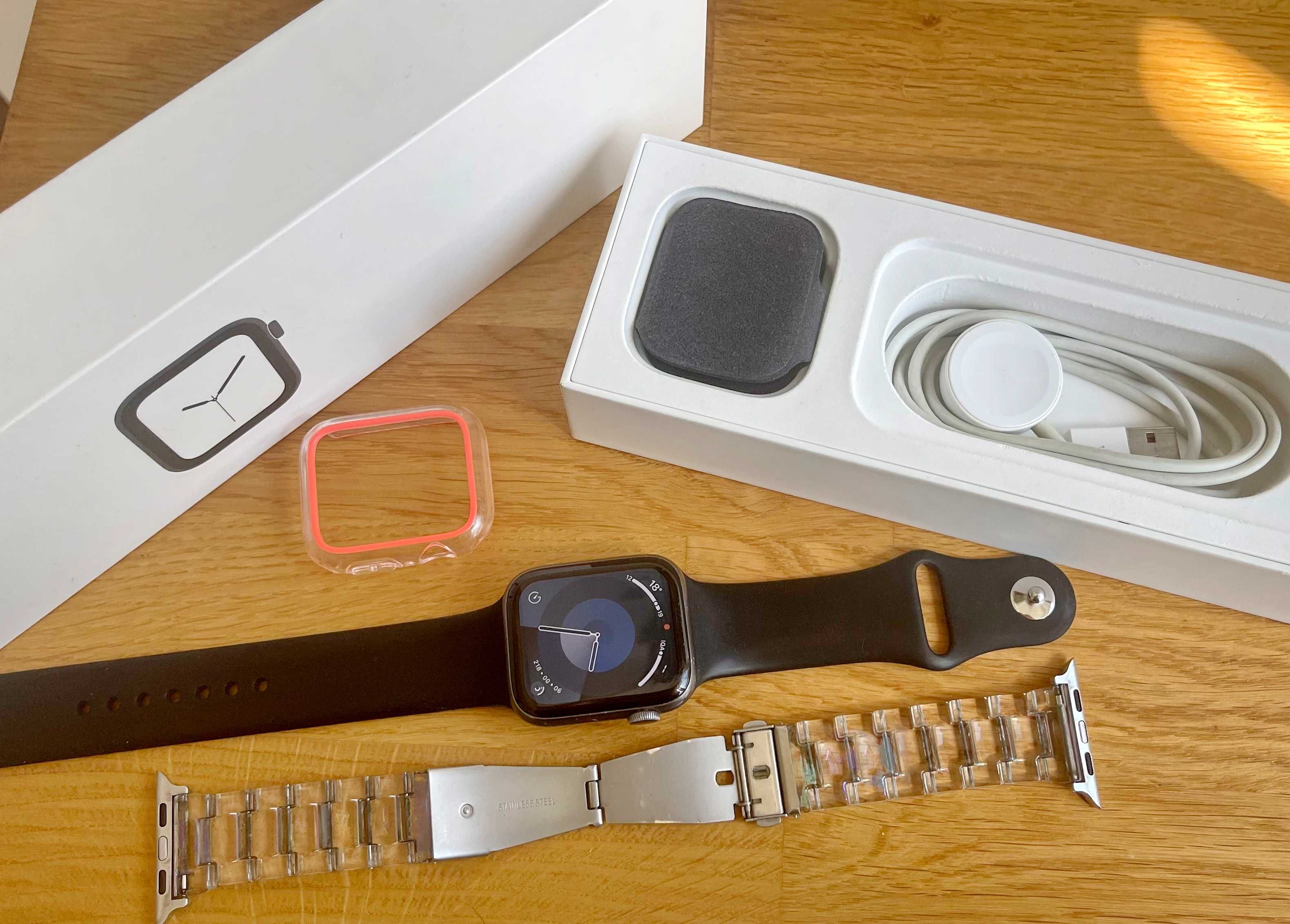 Apple Watch Series 4 - Modelo A1978 Space Gray - 16GB - GENUÍNO