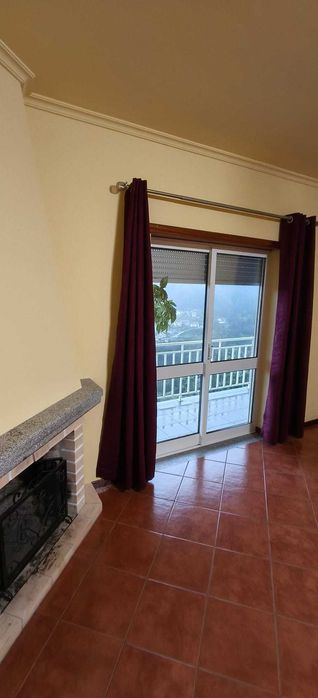 Arrenda-se T2 com Garagem Privada em Castro Daire | 550€