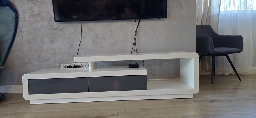 Nowoczesna Szafka RTV pod TV wysoki połysk biało szara antracyt