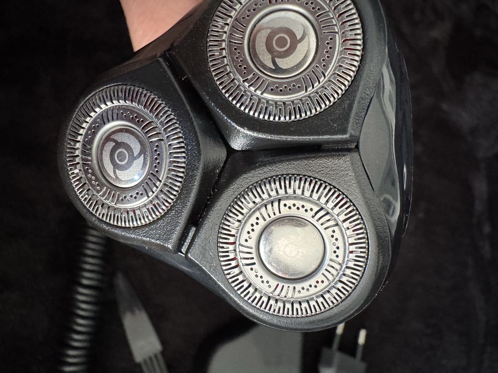 Golarka Remington Power 1330, trymer