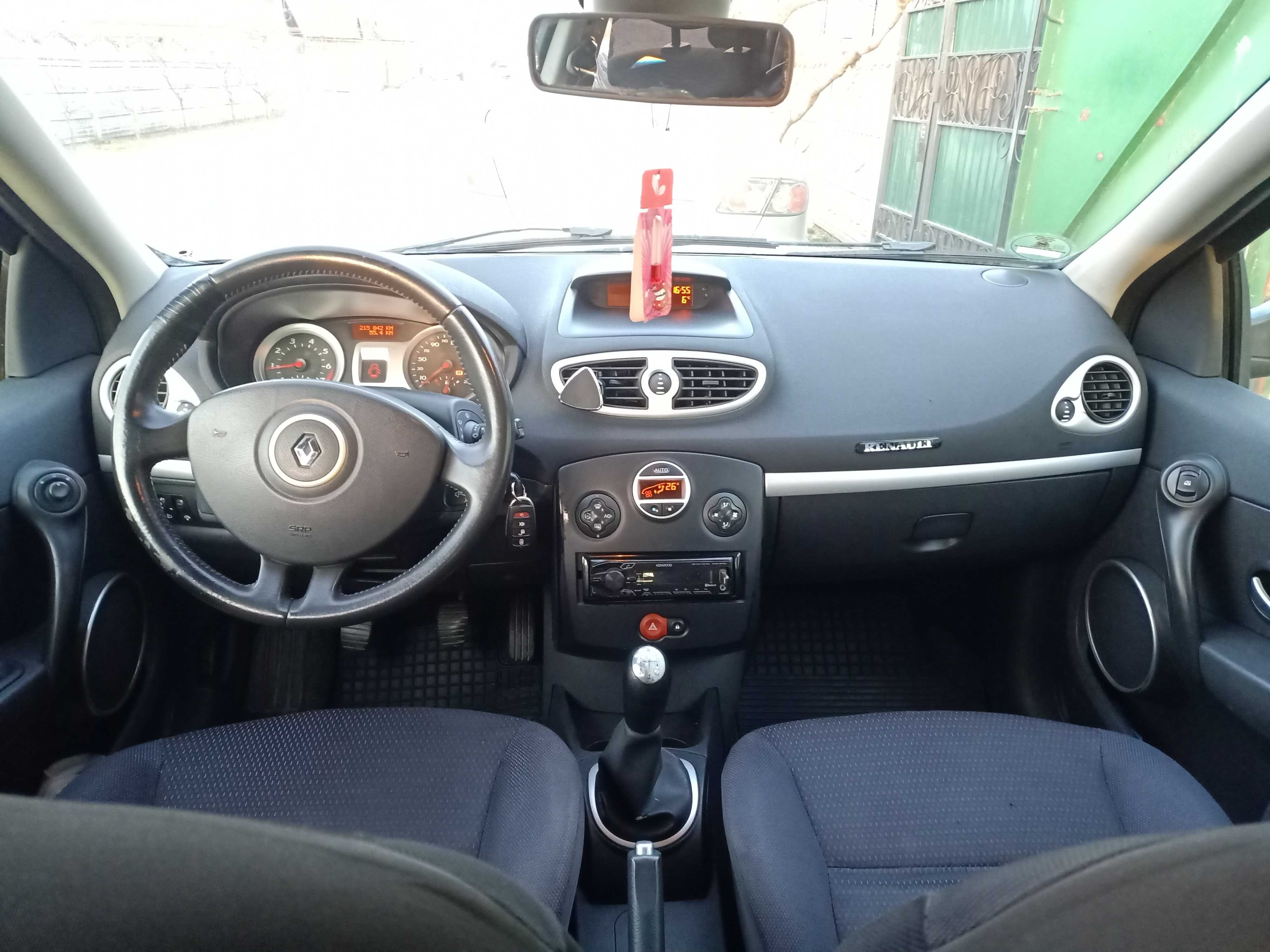 Продам автомобіль Renault Clio 3