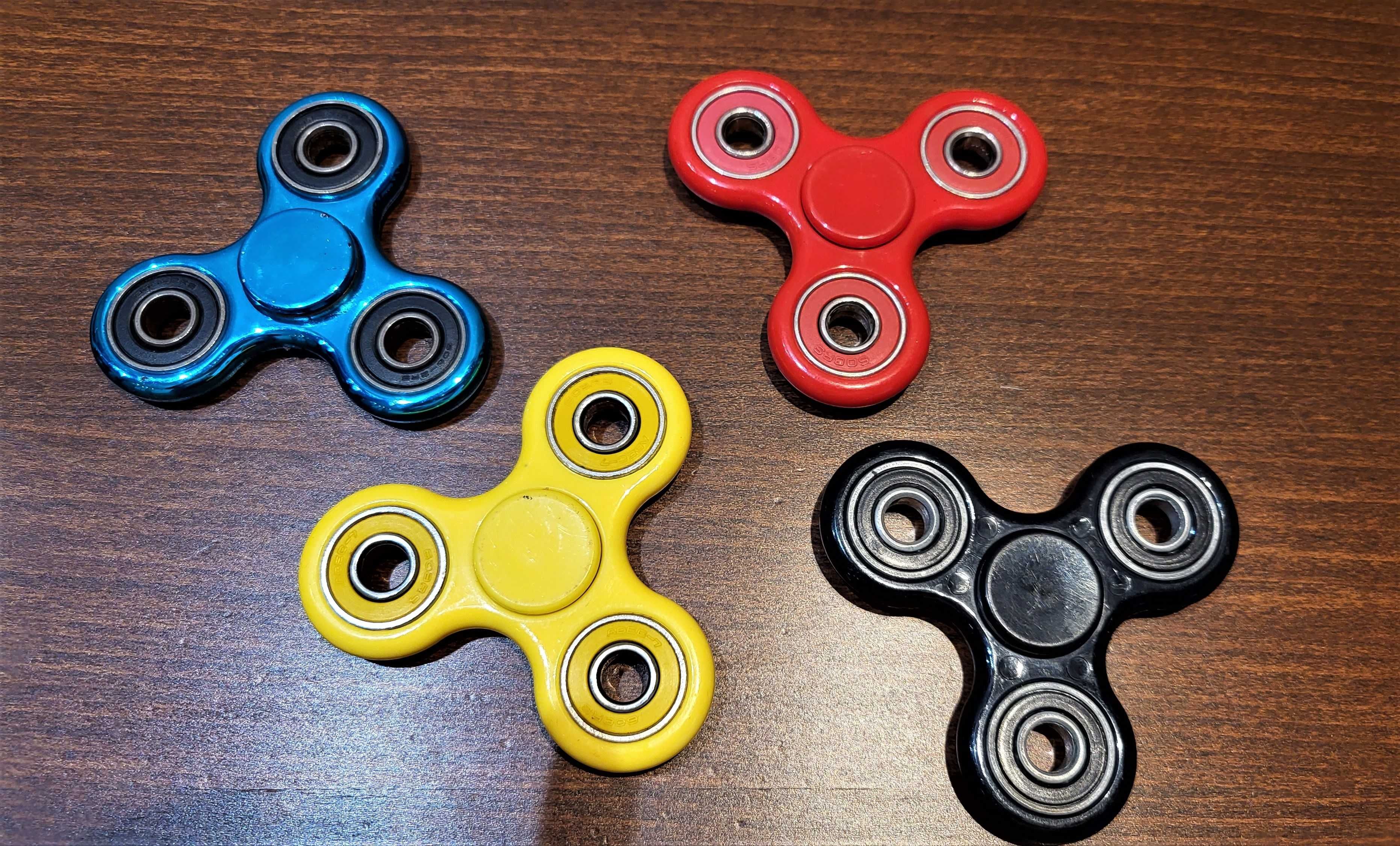 Fidget Spinner zestaw zabawka zręcznościowa 4 sztuki