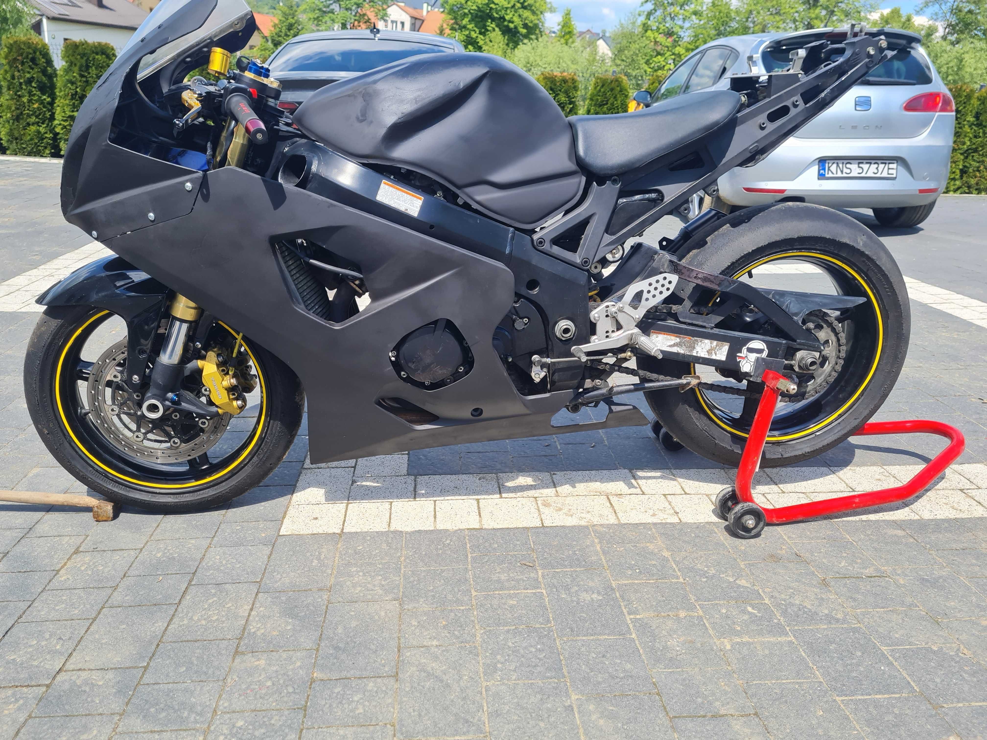 suzuki gsxr750 k5