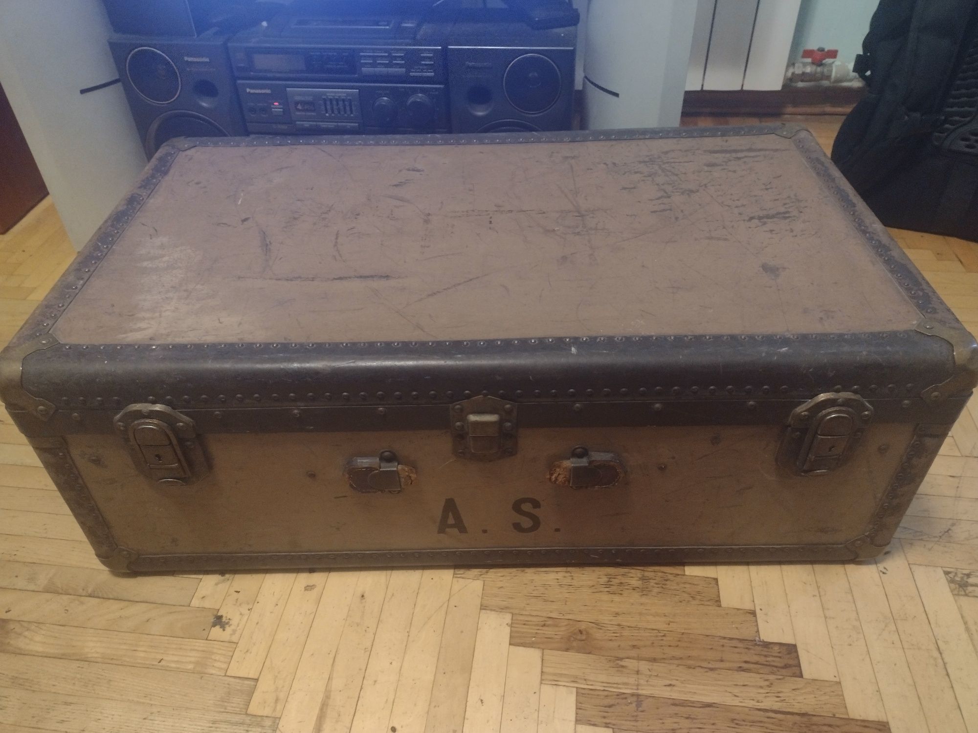Продам старинный чемодан Австрия-Германия