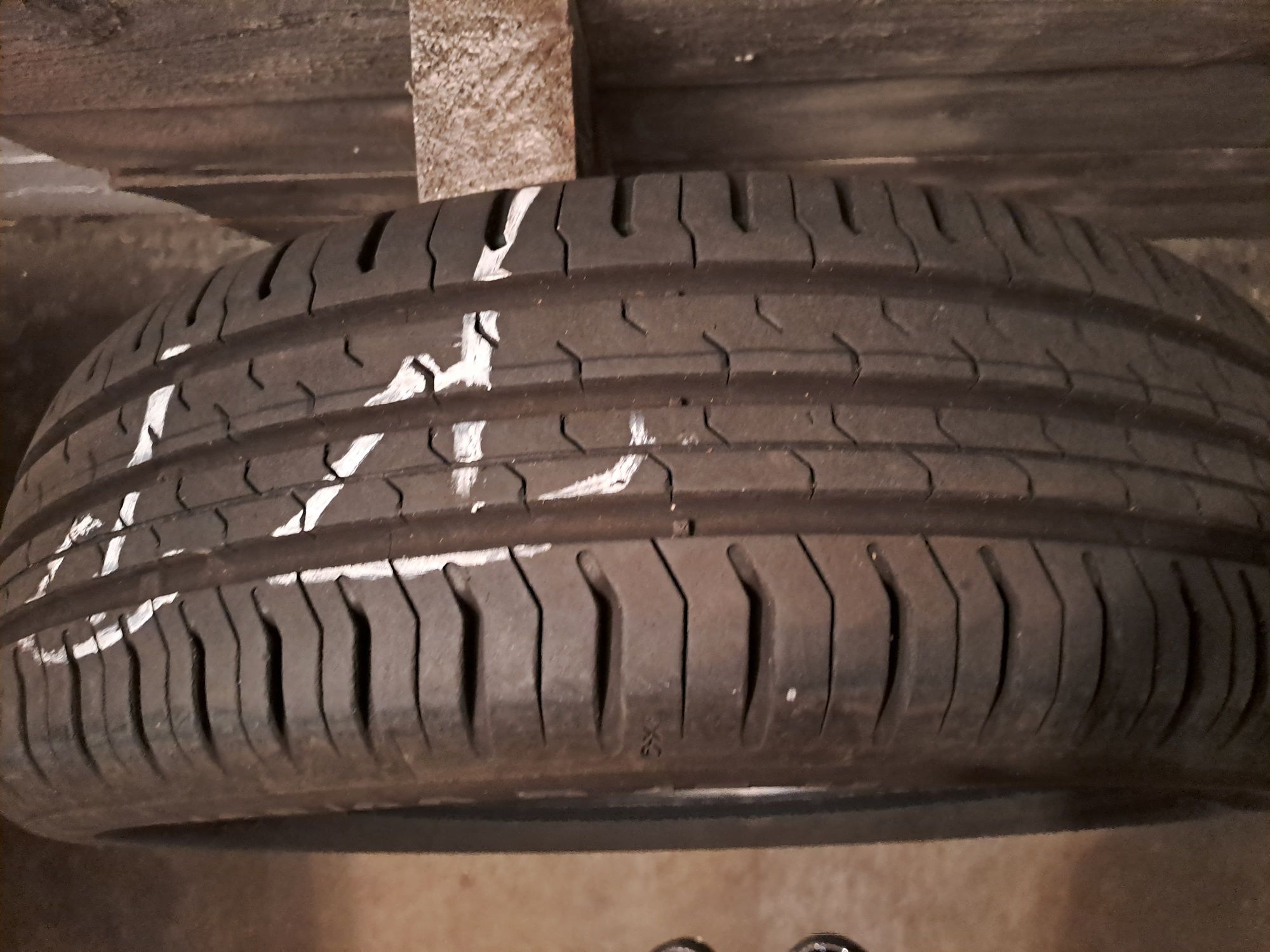 Sprzedam opony letnie Continental 165/60 R 15 H