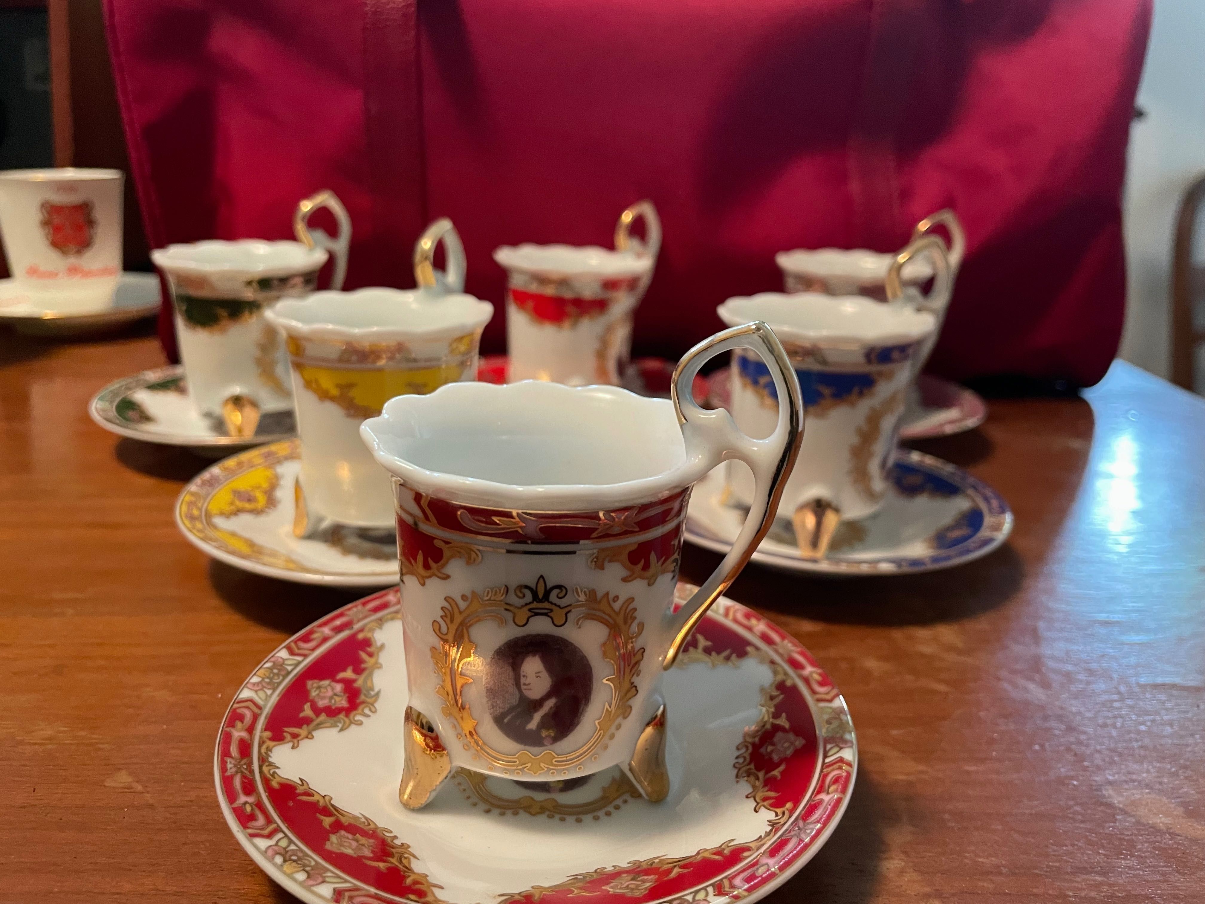 Zestaw filiżanek do espresso 6 sztuk z podstawkami. Retro. Kolekcja