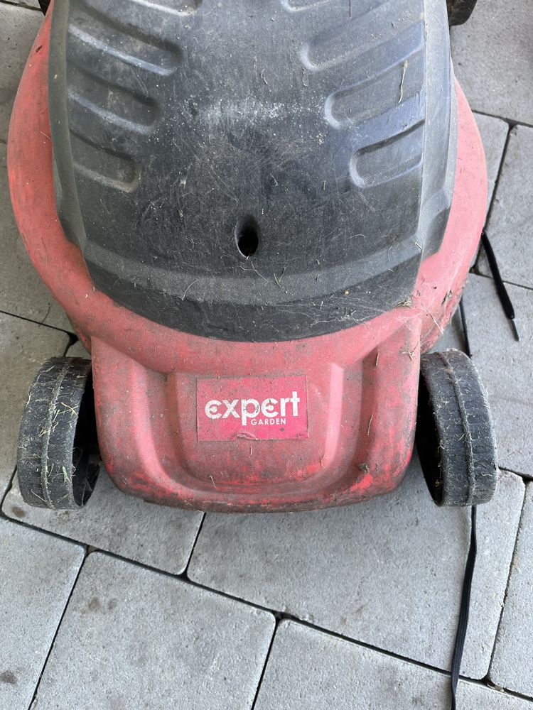 Газонокосарка Expert 1000W