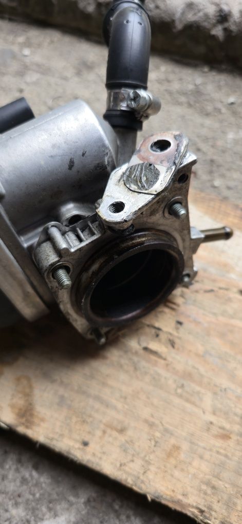 Przepustnica Volkswagen vw golf 4 1.4 16v