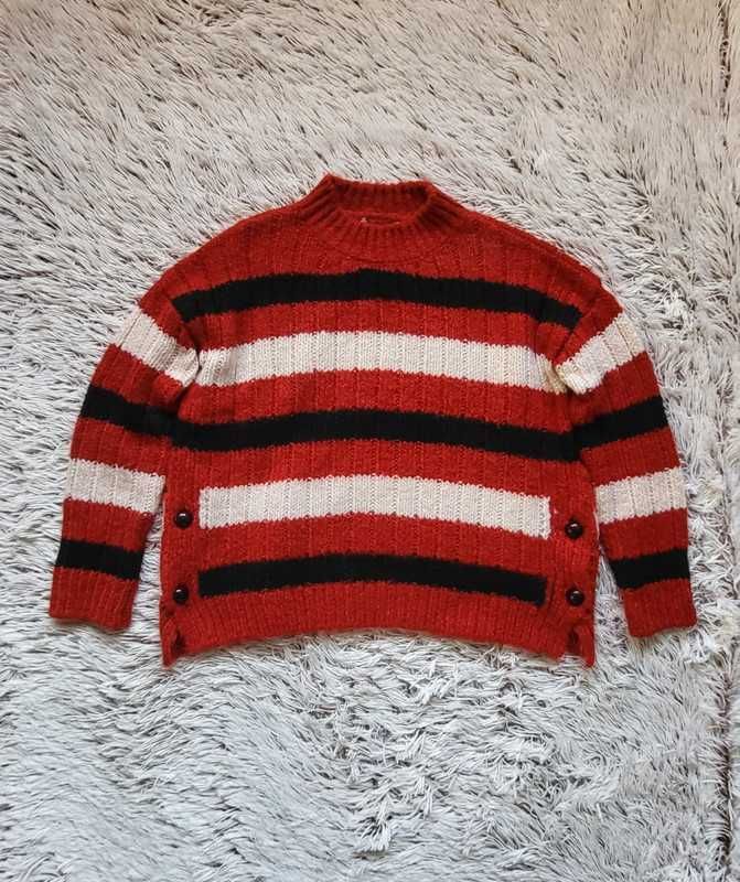 Gruby dzianinowy damski sweter zimowy w paski