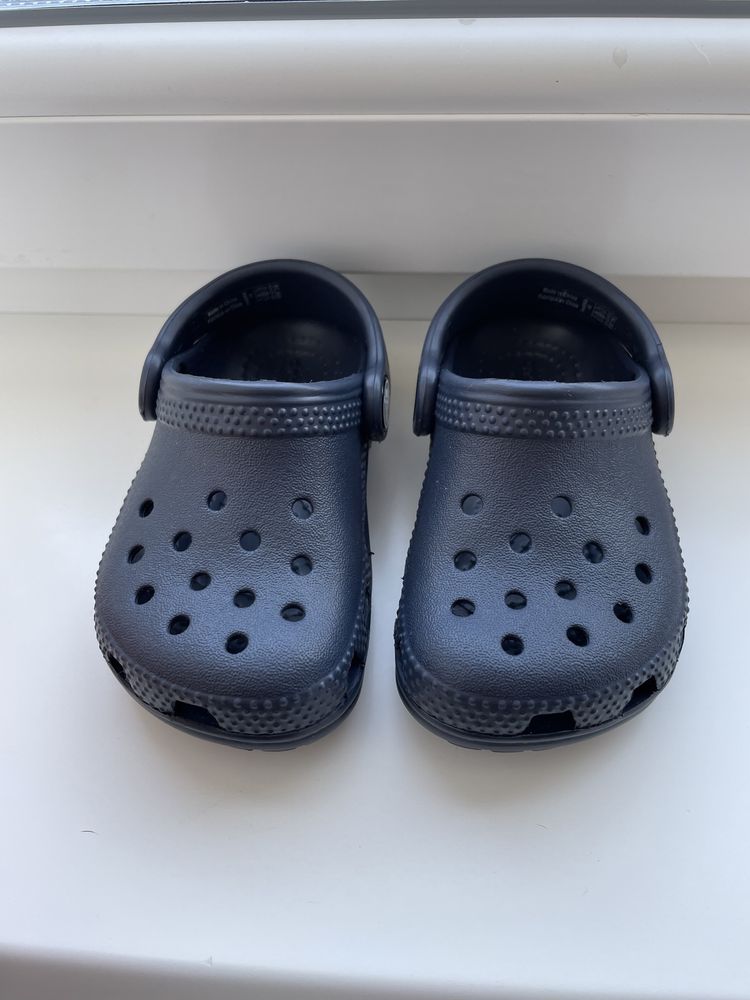 Crocs для мальчика 6 размер