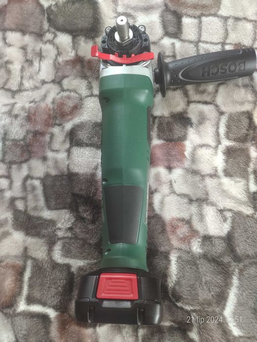 Szlifierka kątowa Bosch UniversalGrind 18V-75  + 1x 2 Ah w zestawie