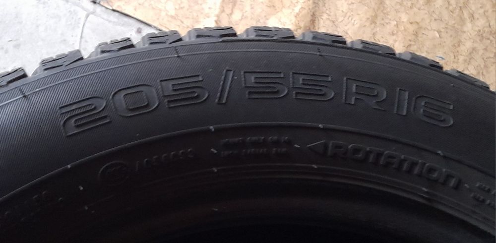 Зимние шины Nokian Hakkapeliitta 9 205/55R16 (шип)