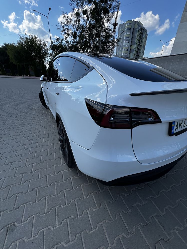 Tesla model Y Performance 2022