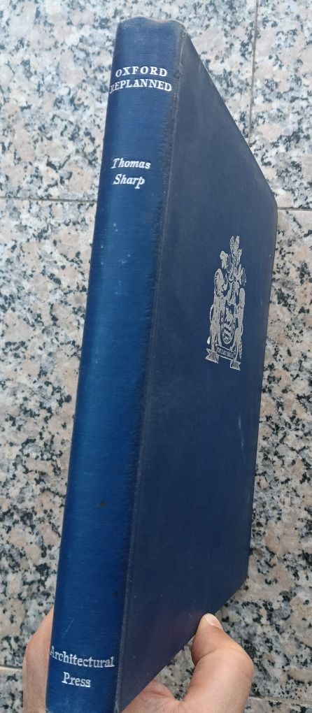 Livro: "Oxford Replanned"