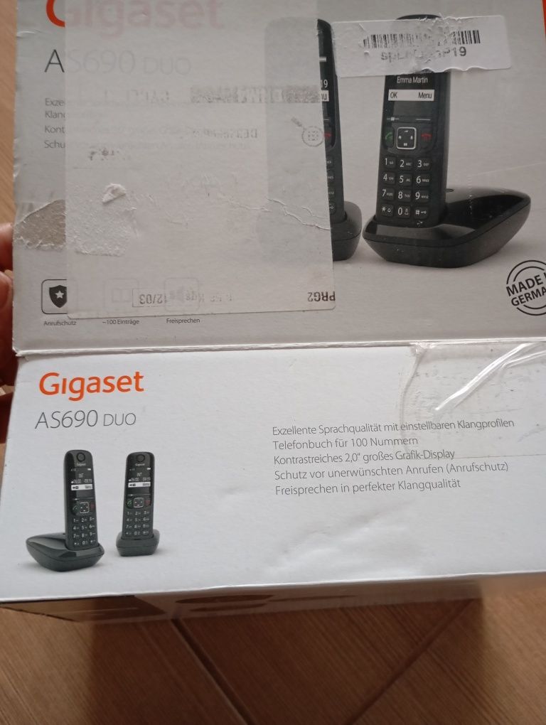 Telefon komórkowy GIAST AS 690 Duo.
