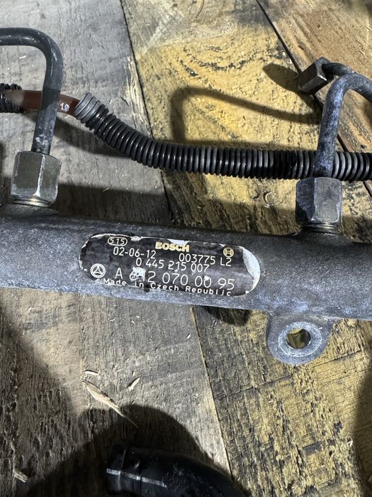 Паливна рейка a6120700095 mercedes ml w163 2.7, датчик 0 281 002 241