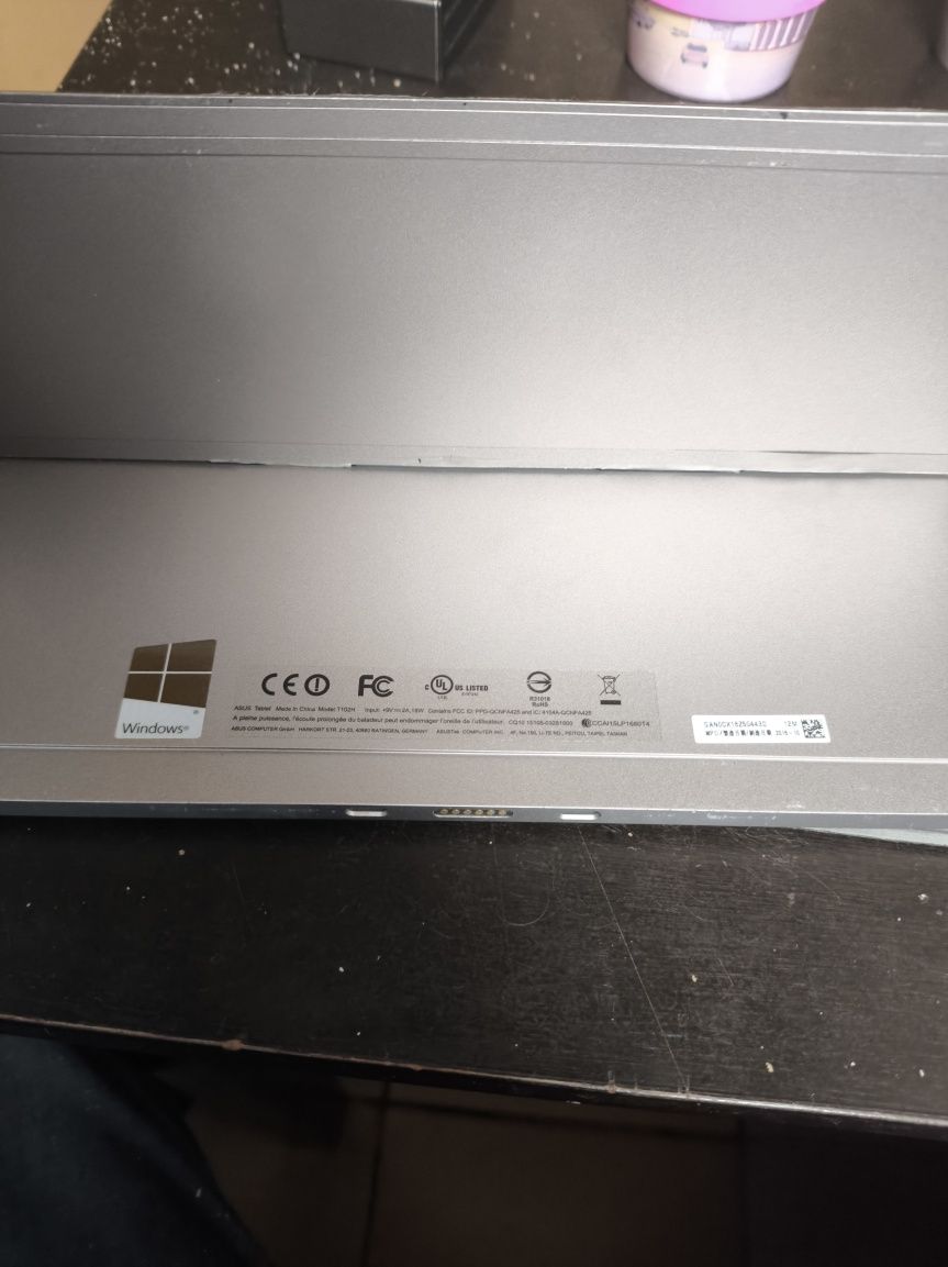 Продам или обмен ASUS T102h 4/64+256 Transformi
