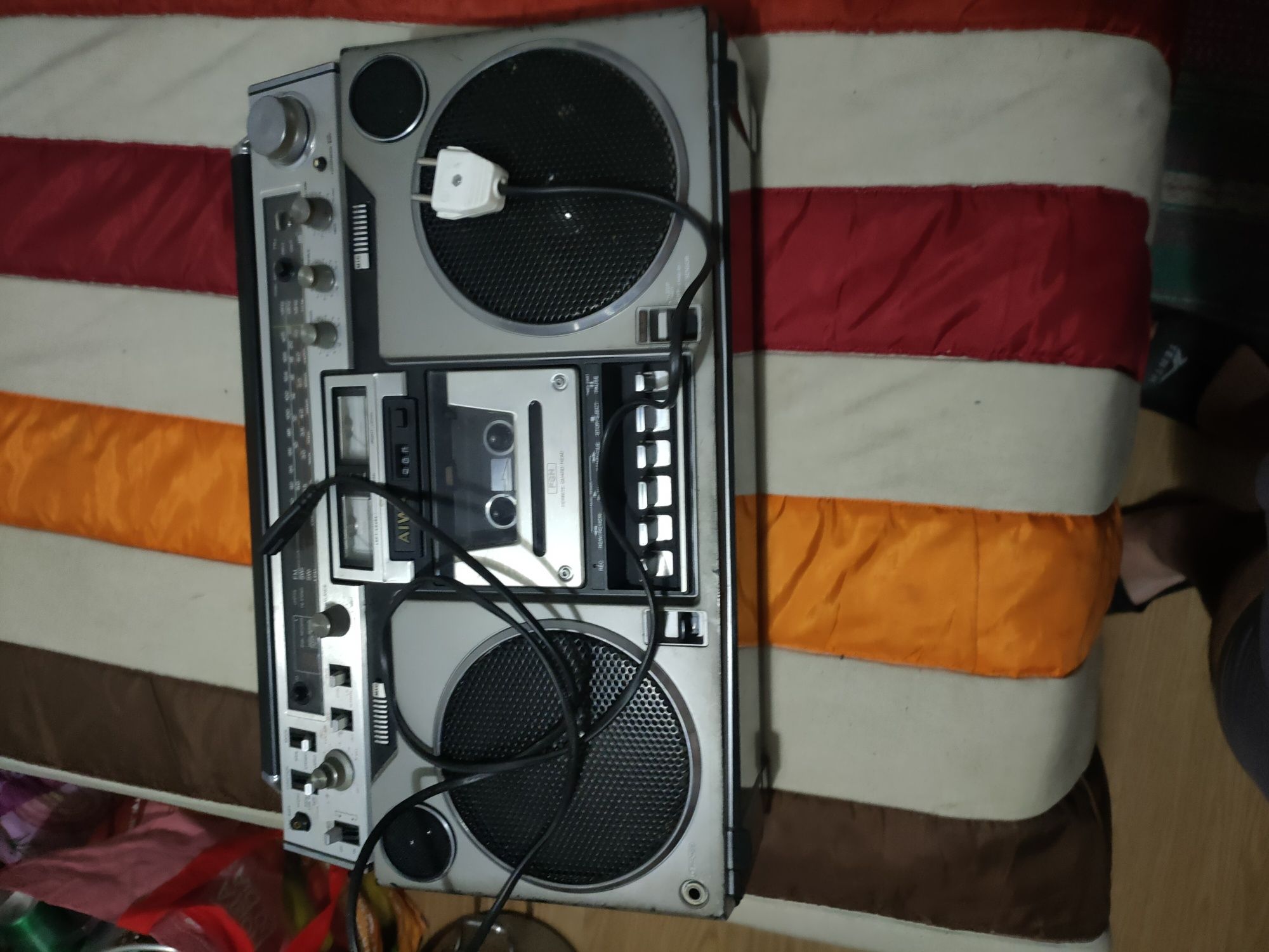 Radio pilhas/eletricidade